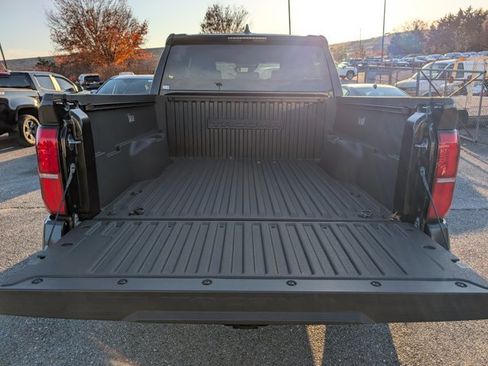 New 2025 Toyota Tacoma SR5 image 9