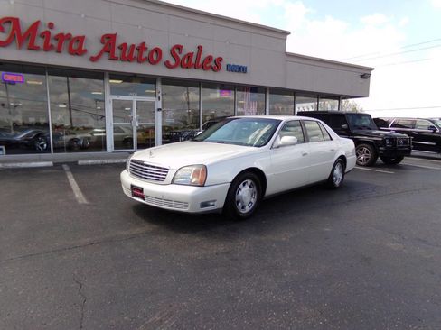 Used 2001 Cadillac De Ville image 2