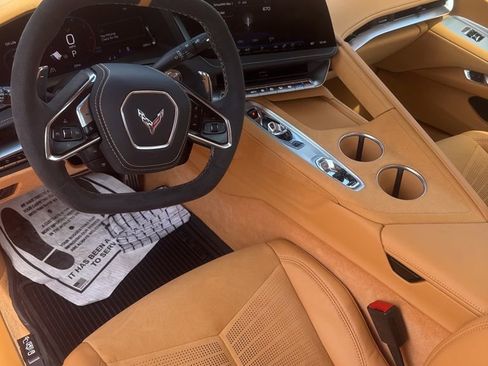 Used 2026 Chevrolet Corvette Stingray Premium Conv w/ Z51 Performance Package RWD image 3