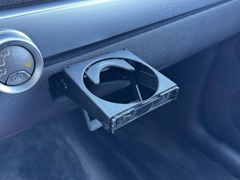 Used 2004 Chevrolet SSR w/ Preferred Equipment Group image 11