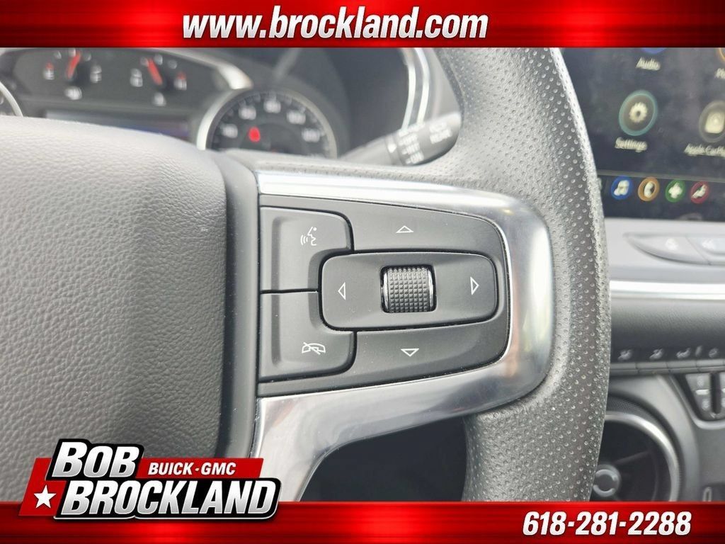 Used 2024 Chevrolet Blazer LT w/ Convenience Package FWD image 19