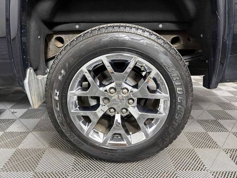 Used 2015 GMC Sierra 1500 SLT w/ SLT Crew Cab Value Package image 16