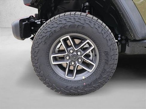 New 2026 Jeep Gladiator Mojave AWD/4WD image 10