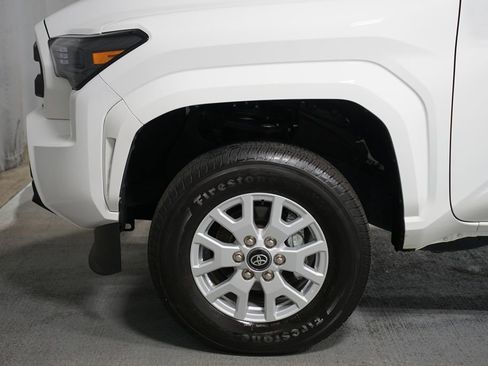 Certified 2024 Toyota Tacoma SR5 image 5