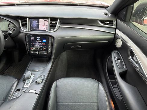 Used 2023 INFINITI QX55 Essential image 34