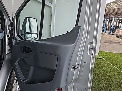 Used 2019 Ford Transit 150 XLT image 24