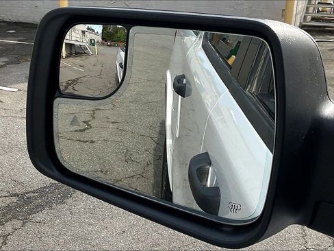Used 2025 RAM 1500 Big Horn AWD/4WD image 29