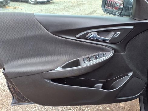 Used 2023 Chevrolet Malibu LT image 11