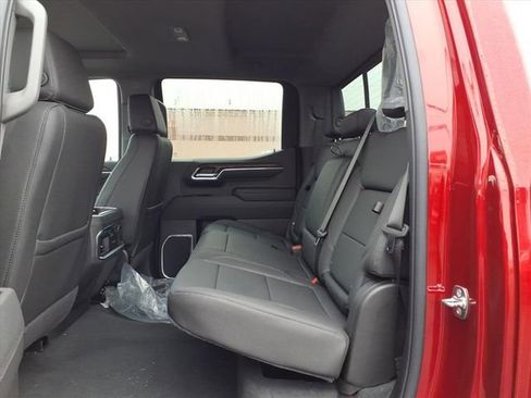 New 2026 GMC Sierra 1500 SLT w/ SLT Premium Plus Package image 8