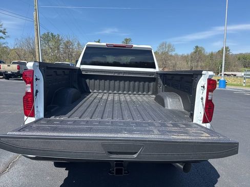 New 2026 Chevrolet Silverado 2500 Custom w/ Custom Value Package image 31
