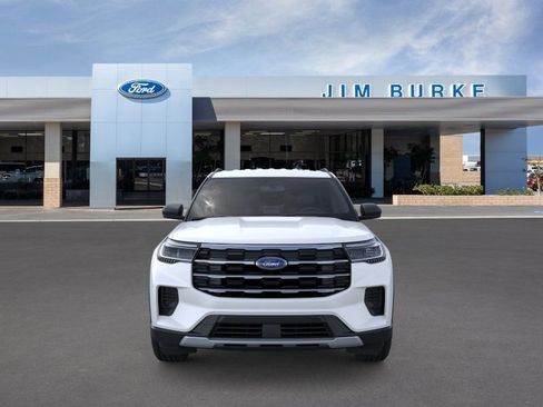 New 2026 Ford Explorer Active RWD image 6