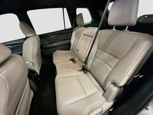 Used 2023 Honda Passport EX-L image 29