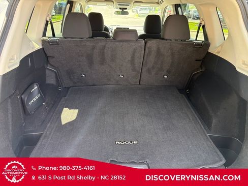 Certified 2024 Nissan Rogue SV FWD image 31