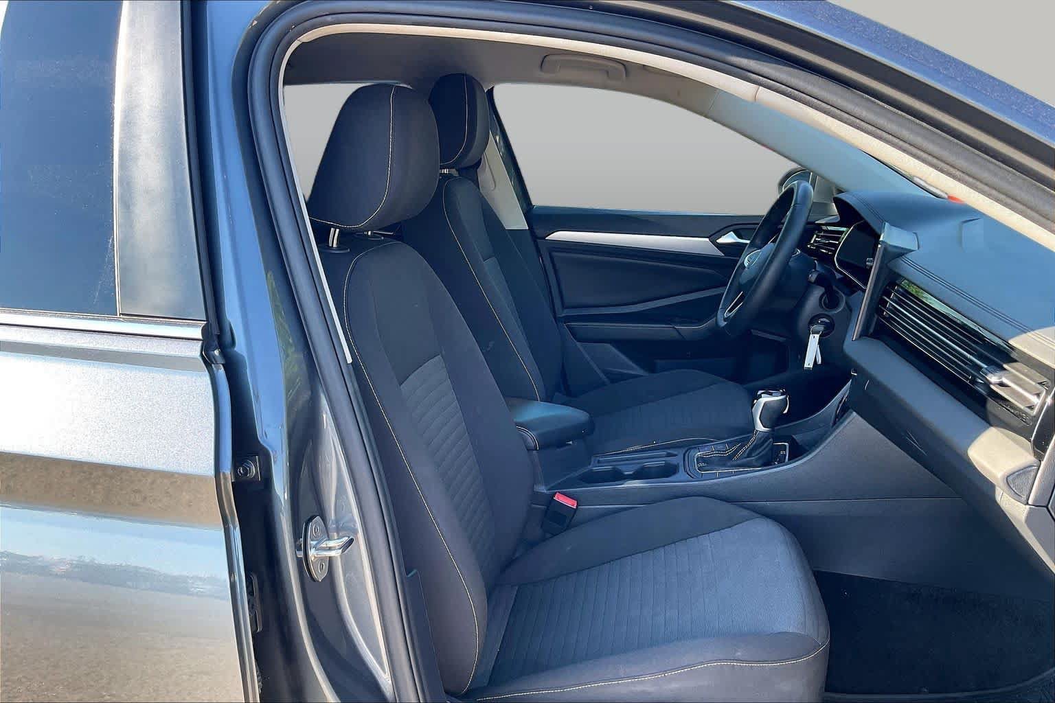 Used 2026 Volkswagen Jetta S FWD image 9