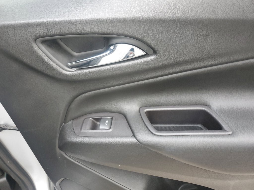 Used 2020 Chevrolet Equinox LT FWD image 50