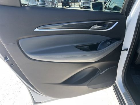 Used 2019 Buick Enclave Essence image 33