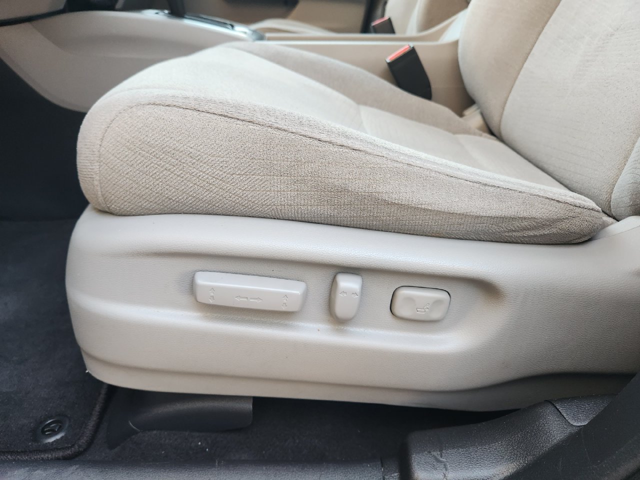Used 2018 Honda Pilot EX image 23