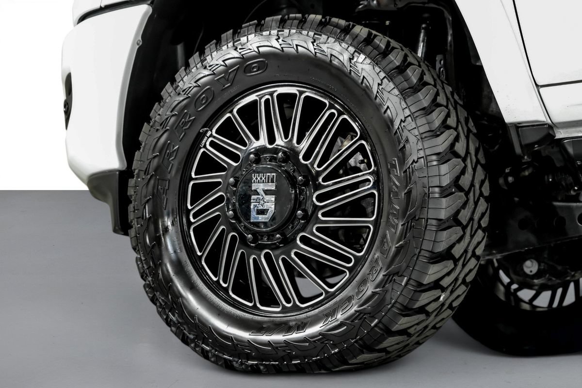 Used 2025 RAM 3500 Limited AWD/4WD image 57