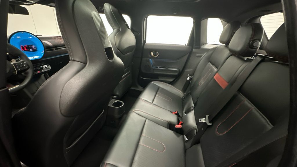 Used 2025 MINI Cooper S FWD image 10