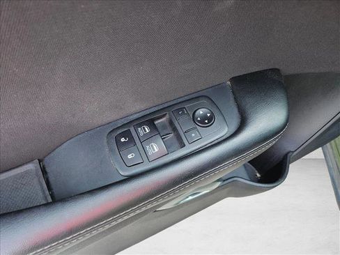 Used 2020 Dodge Challenger SXT image 11