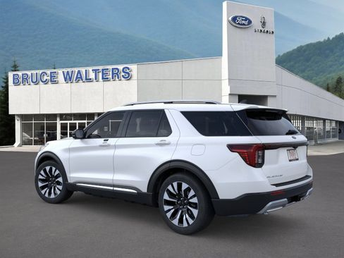 New 2026 Ford Explorer Platinum w/ LUX Leather Package AWD/4WD image 28