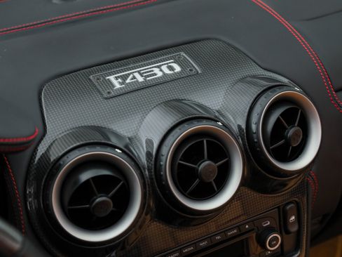 Used 2009 Ferrari F430 Spider image 38