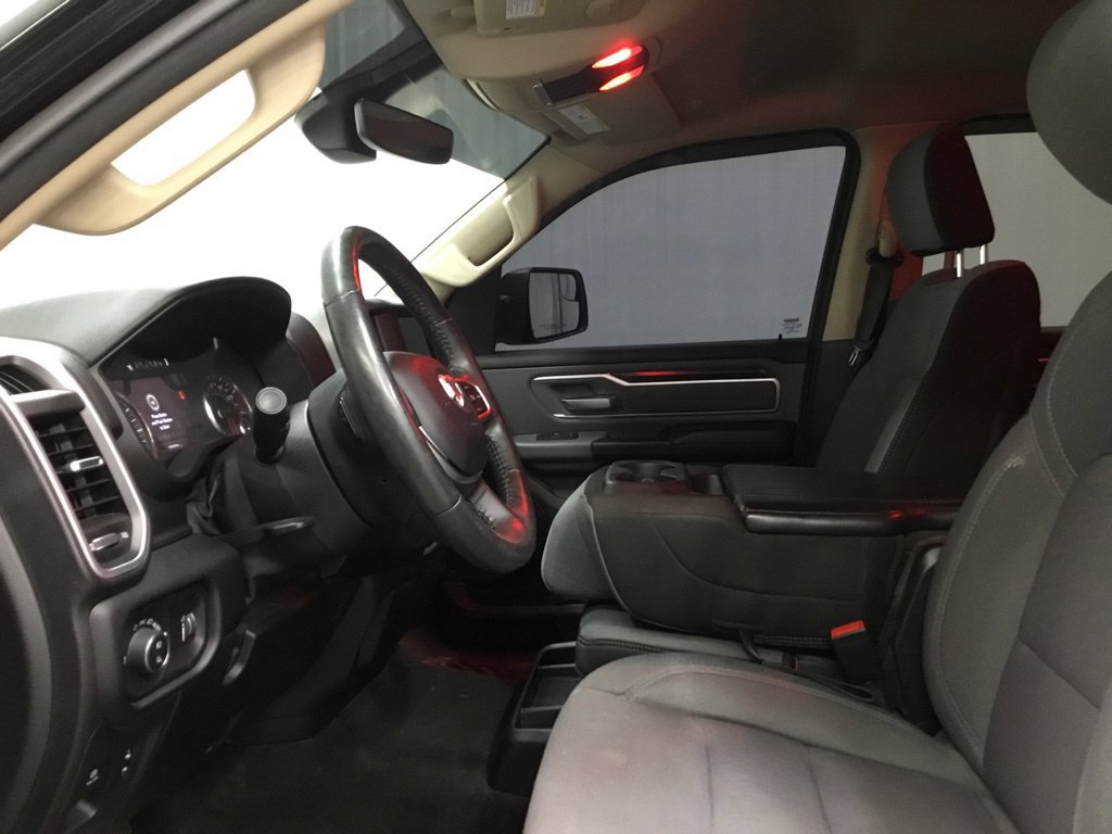 Used 2020 RAM 1500 Big Horn AWD/4WD image 6