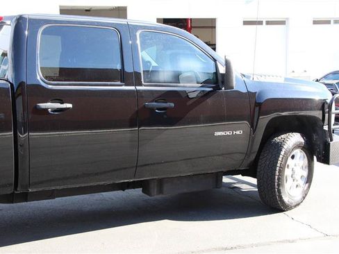 Used 2014 Chevrolet Silverado 3500 LT w/ Interior Plus Package AWD/4WD image 46