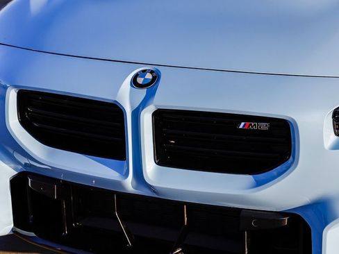 Used 2025 BMW M2 image 6