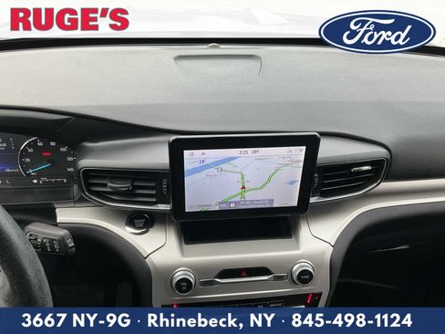 Certified 2022 Ford Explorer XLT w/ Equipment Group 202A image 20