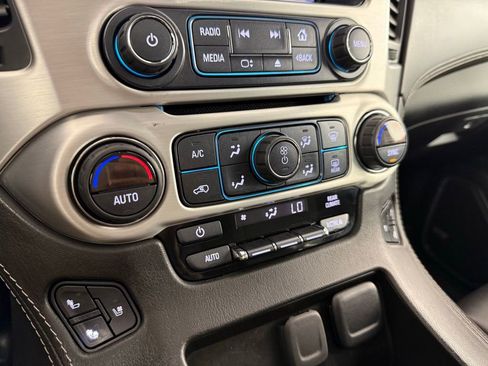 Used 2019 GMC Yukon SLT w/ Open Road Package AWD/4WD image 32