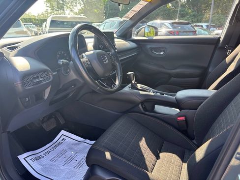 Used 2023 Honda HR-V Sport image 7