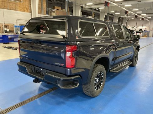 Used 2022 Chevrolet Silverado 1500 ZR2 w/ Technology Package AWD/4WD image 7