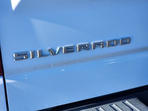 Used 2022 Chevrolet Silverado 1500 Custom Trail Boss image 11