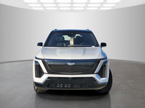 New 2026 Cadillac Vistiq Sport image 2