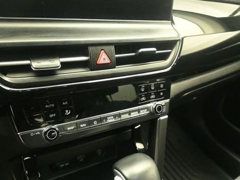 Used 2024 Kia Seltos S FWD image 18
