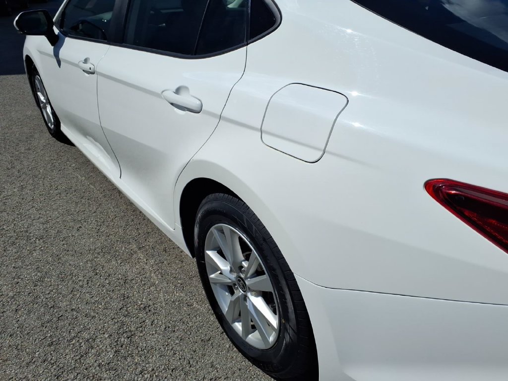 Used 2025 Toyota Camry LE FWD image 19