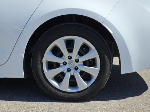 Certified 2025 Toyota Corolla LE FWD image 22