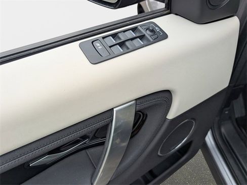 Used 2024 Land Rover Discovery Sport S image 19