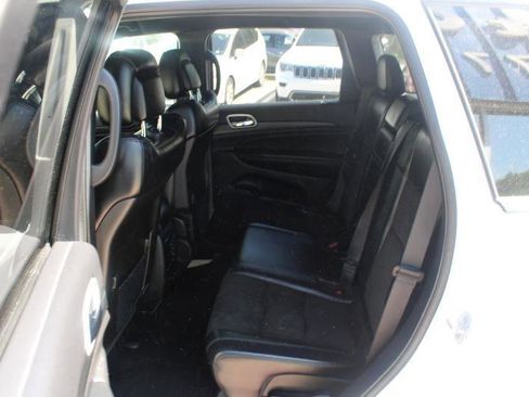 Used 2021 Jeep Grand Cherokee Laredo X AWD/4WD image 11