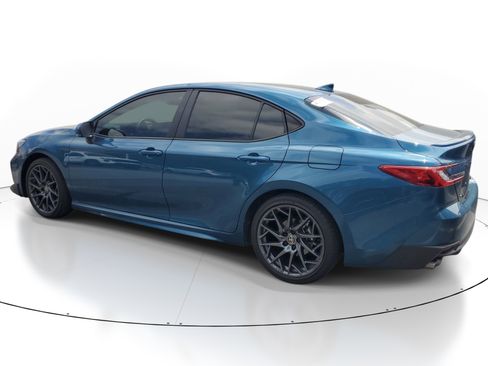 Used 2025 Toyota Camry SE FWD image 3