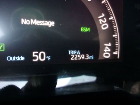 Used 2024 Toyota RAV4 XLE image 16