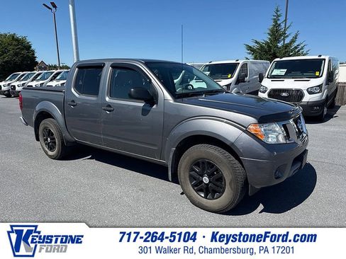 Used 2019 Nissan Frontier SV AWD/4WD image 1