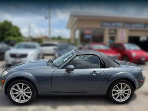 Used 2008 MAZDA MX-5 Miata Touring image 21