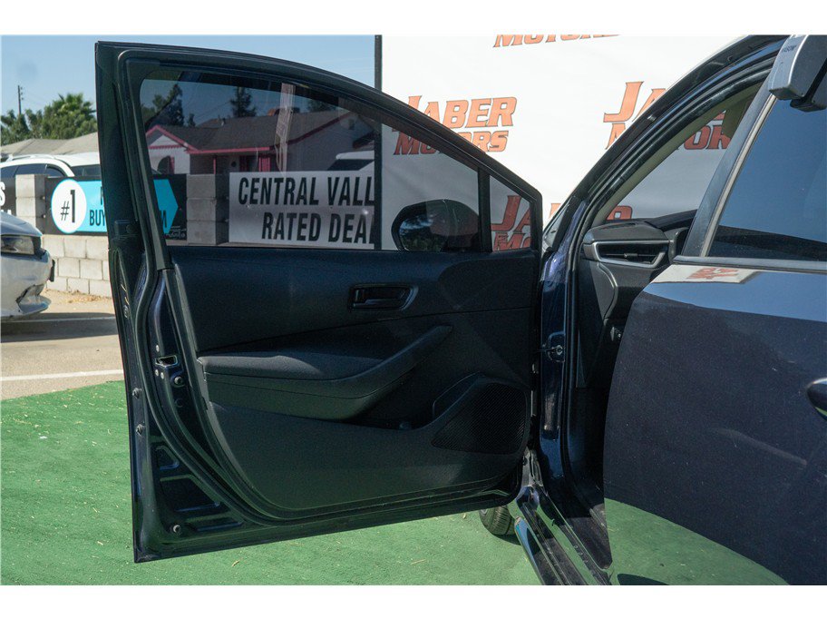 Used 2022 Toyota Corolla LE FWD image 26