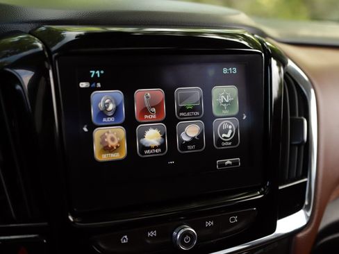 Used 2018 Chevrolet Traverse High Country AWD/4WD image 13