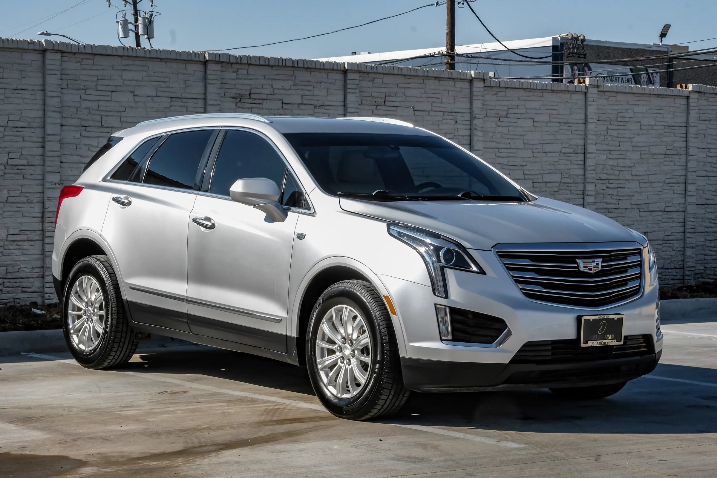 Used 2018 Cadillac XT5 FWD image 6
