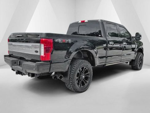 Used 2019 Ford F250 Platinum w/ Platinum Ultimate Package AWD/4WD image 8