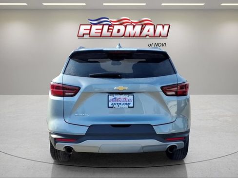 Used 2024 Chevrolet Blazer LT w/ Convenience Package FWD image 4