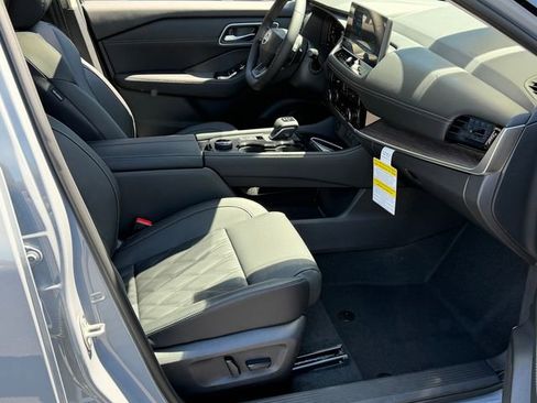 New 2026 Nissan Rogue Platinum AWD/4WD image 26